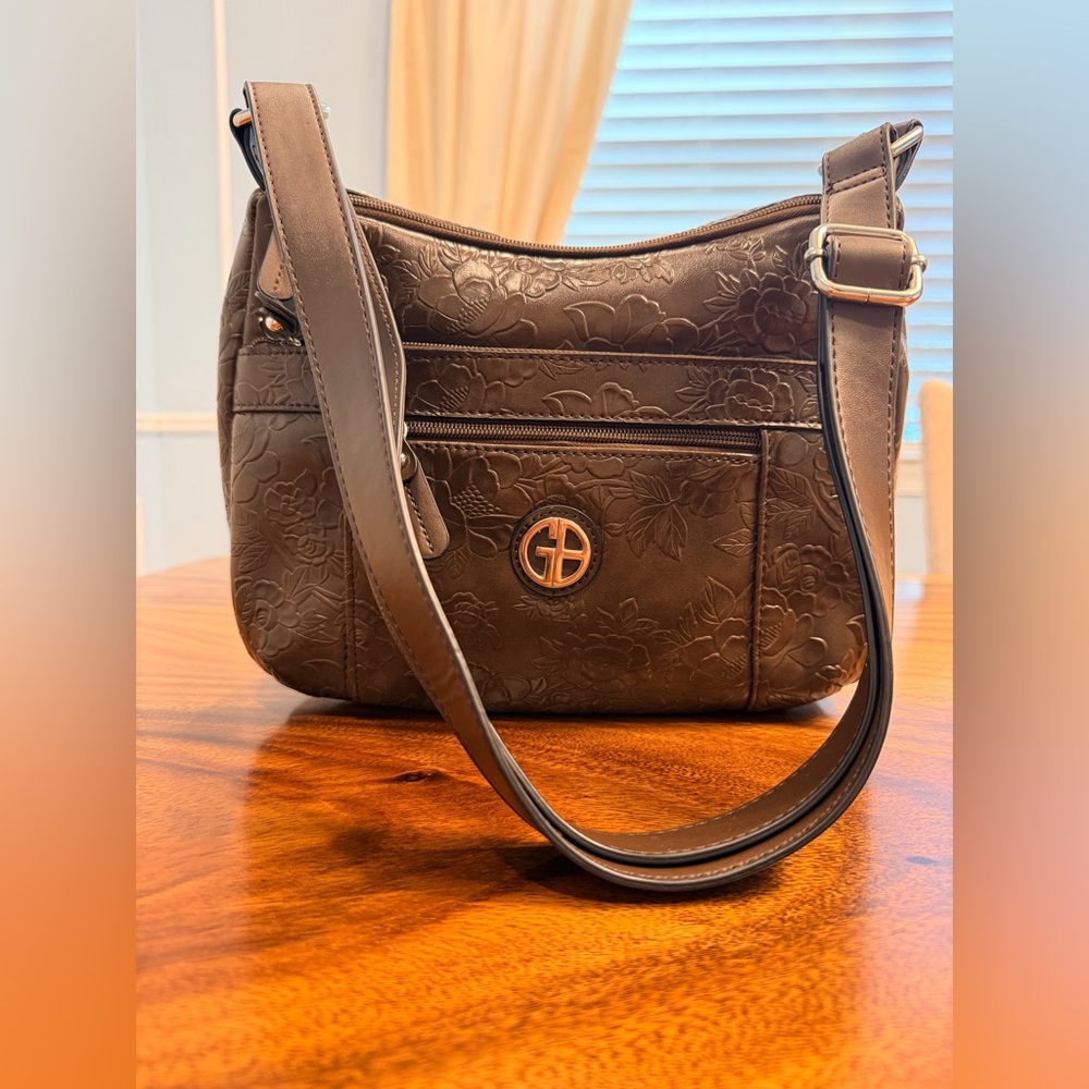 Giani Bernini Brown Embossed Leather Shoulder Bag - Picture 6 of 12